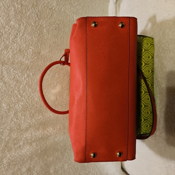 Michael Kors Large Hamilton Tote Watermelon W/ Goldtone Hardware Large - Picture 6 of 8